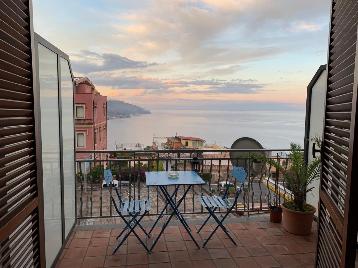 "Sea-See" Studio Taormina Center - Bellissima Vista Mare - Corner Kitchen Eksteriør billede